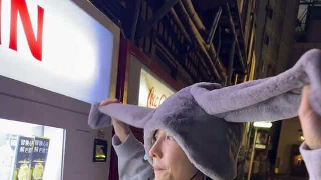 박지현 토끼 모자 쓰고 귀여운 모습…즐거운 여행 중