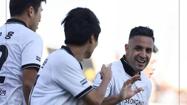 [K리그2 포인트] 아스널급 수비력, 37경기 30실점+무실점만 18회...성남, 'PO 티켓 경쟁 안 끝났다' 외치는 중