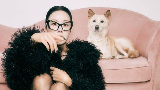 엄정화, 깜짝 하의실종…관능적 분위기 ft.슈퍼