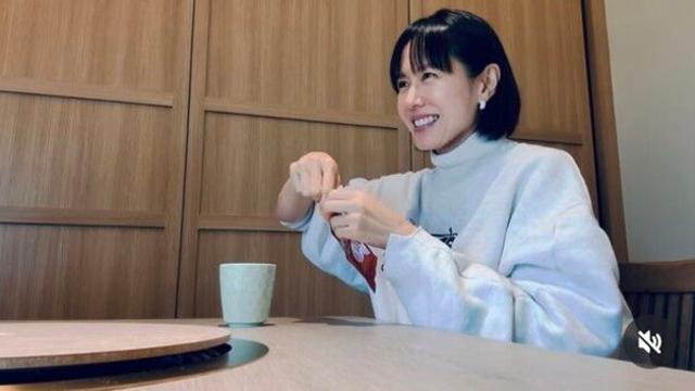 '현빈♥' 손예진, 긴 머리 과감히 싹둑…상큼 매력