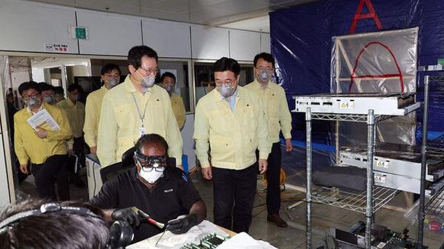 '전산망 장애' 복구 95% 넘어…안전신문고 등 674개 정상화