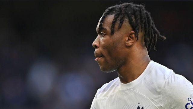 한때 손흥민 파트너, 총기로 협박당하다니…