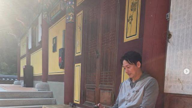 ‘♥짝 찾던’ 이정진 속세 떠나 절 들어갔다 [DA★]