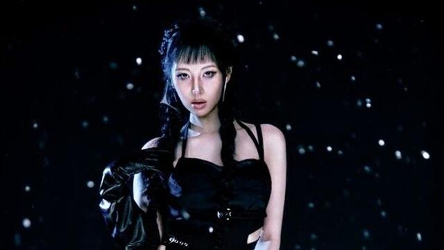 선미, 와이 소 시니컬?…데뷔 18년 만에 첫 솔로 정규