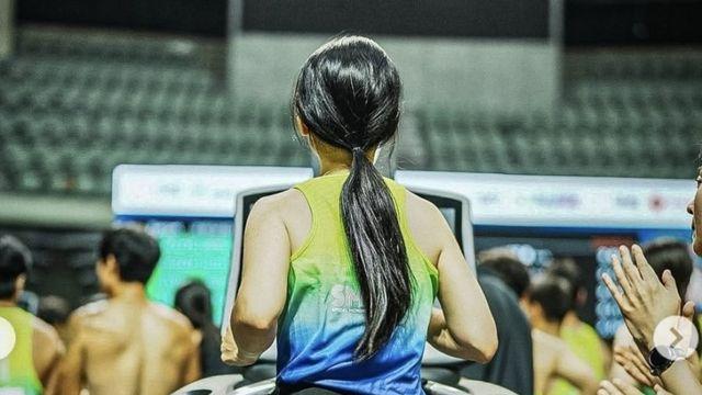 이런 타입의 여자 종아리는 어떤가요?