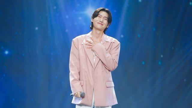 연예계 은퇴→’버스 기사’ 직업 찾은 男가수, 5년만 무대… 김용빈 오열 (‘사콜’)