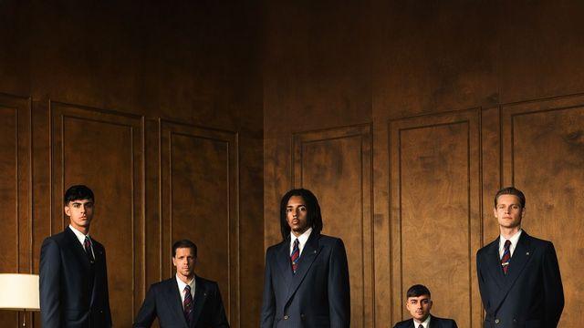 축구 엘리트 FC 바르셀로나는 경기장 밖 패션도 월클 맞네