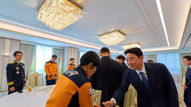 강훈식, 소방공무원 격려 오찬…