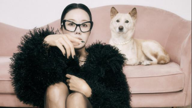 ‘56세’ 엄정화, 하의실종으로 아찔한 각선미 자랑