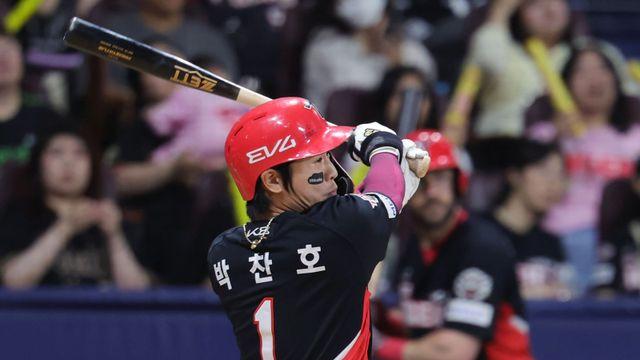 올 게 왔다…FA 시장에 6명 내보내는 KIA, 2026 스토브리그 열쇠 쥐었다