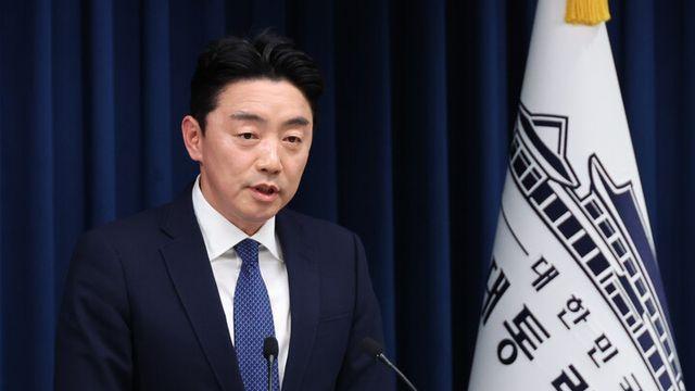 소방공무원 격려 오찬, 이 대통령 몸살로 강훈식 대참