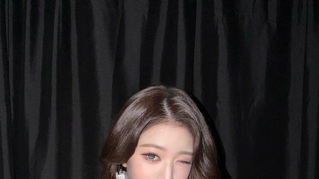 장원영 인스타에 올라온 사진