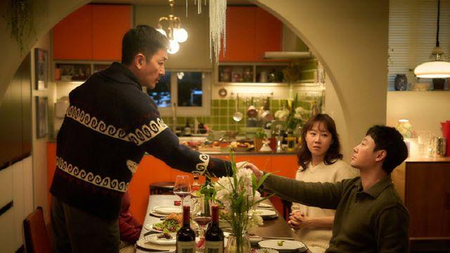 '윗집 사람들' 하정우·이하늬, 공효진·김동욱 극과 극 부부됐다