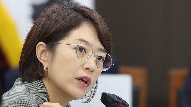 고민정, 학교 앞 혐오시위 차단법 발의…