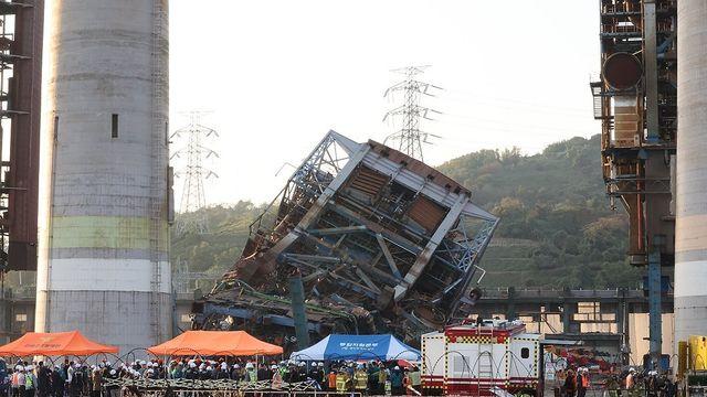 울산화력 매몰 7명 야간 구조작업…