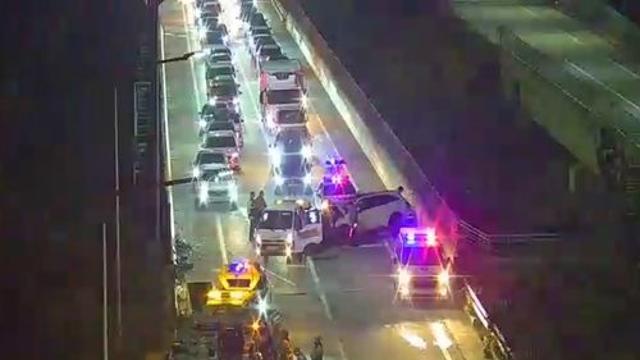 동두천서 SUV가 이동하던 軍장갑차 들이받아…1명 부상