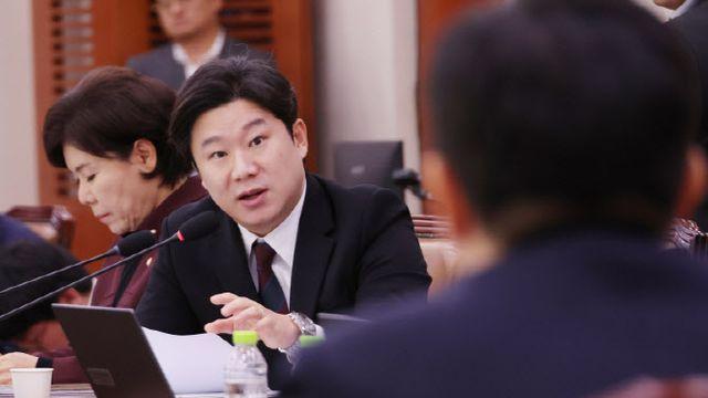 진종오 의원, 1학생 1스포츠법 발의... 학교장 종목 운영 의무화