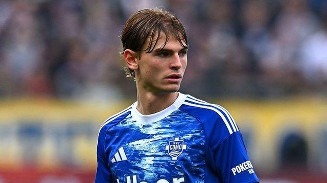 왔으면 SON 대체자 됐을텐데...레알, 유스 출신 04년생 아르헨티나 신성 내년에 복귀시킨다