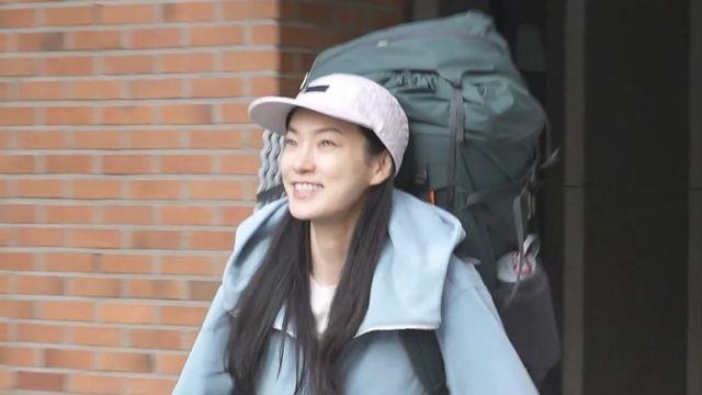 옥자연, 몸집만한 배낭 베고 대중교통 …“이게 인생의 짐이구나”(나혼산)