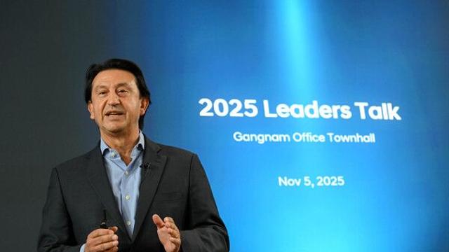 호세 무뇨스 현대차 사장, 임직원 7700명과 소통…'2026년 청사진' 제시