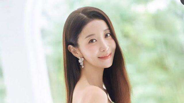 ‘윤정수♥’ 원진서 웨딩화보 공개…순백의 단아한 예비신부 [AI 포토컷]