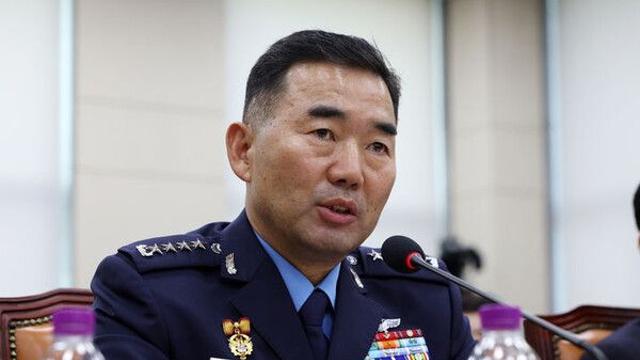 진영승 합참의장, 인적쇄신 지시…합참 소속 장성 교체 불가피