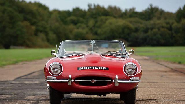 다시 깨어난 거장의 차고, 이안 칼럼의 디자인 프로젝트