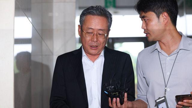 '이종섭 도피 의혹' 조구래 前외교부 기조실장 피의자 조사