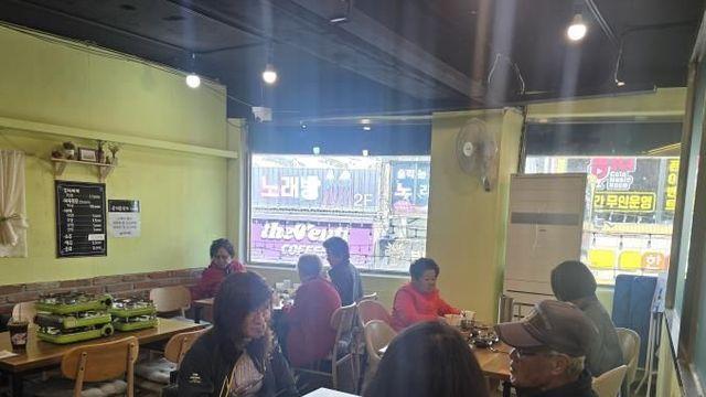 양평군 양평읍 '콧수염 김치찌개', 홀몸어르신께 매달 사랑의 한 그릇 선물