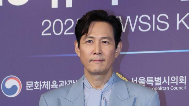 이정재, 취약계층 청소년 위해 1100만원 기부…‘유퀴즈’ 상금에 사비 보탰다