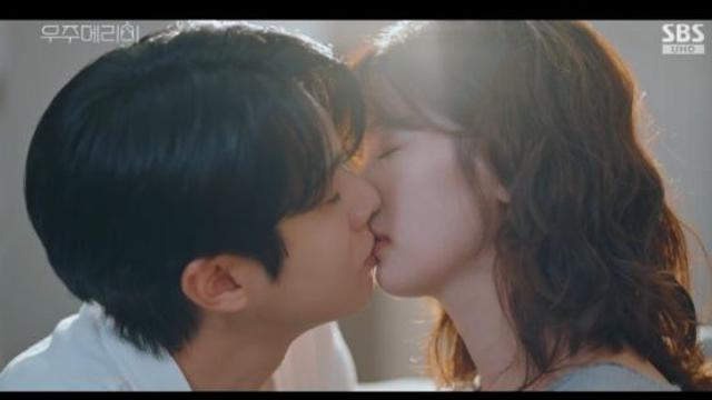 최우식, ♥정소민 지켜냈다...