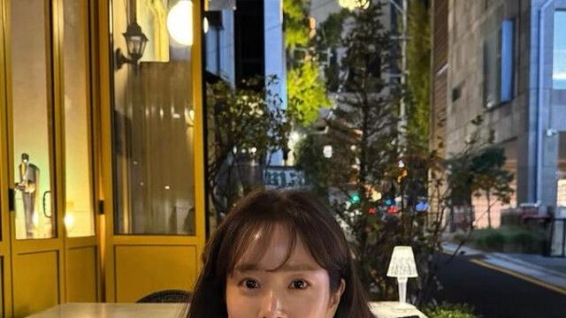 한지민 행복한 생일 데이트…여전히 예쁘네