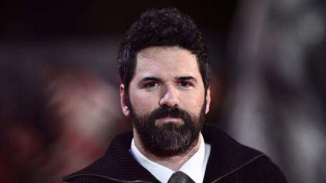 프레데터 감독 제임스 카메론한테 칭찬받은 썰푸네 ㅋㅋ