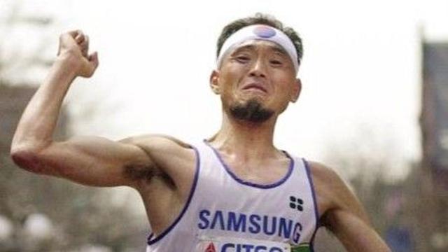 '국민 마라토너' 이봉주, 충남 명예 소방관 위촉