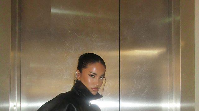 가을 멋쟁이들이 코트, 자켓을 턱끝까지 끌어올리는 이유