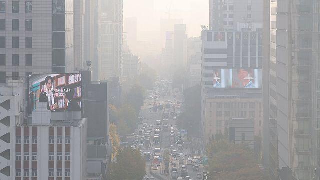 수도권 등 미세먼지 짙고 내륙 곳곳 안개…일교차 커