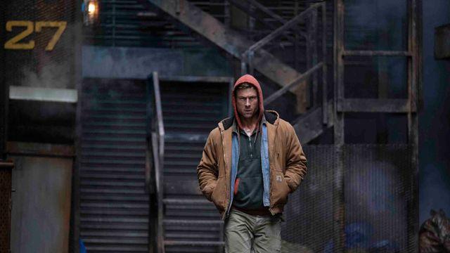 '더 러닝 맨' 숨막히는 스릴, 스타일리시 영상으로 해외 호평