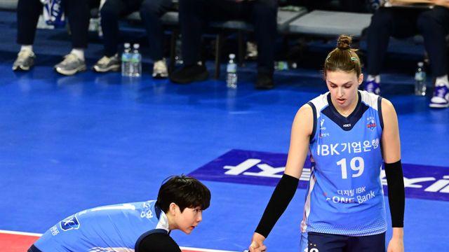 '빛바랜 FA 영입' 부진에 부상까지 겹친 이소영, 스스로 IBK 떠난다 [IS 이슈]