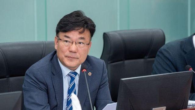 경기도의회 최만식 의원 “홀로 근무, 비상벨도 없다”… 복지 현장 외면한 행정