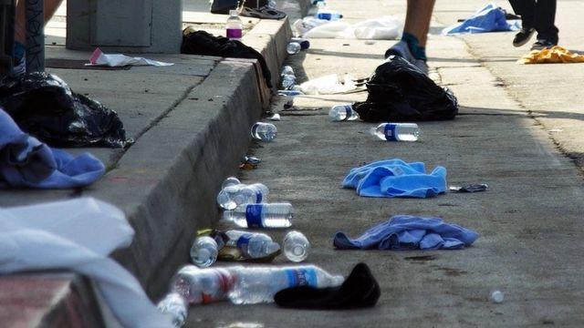 일본 도로 곳곳에서 발견된 ‘수수께끼 페트병’… 충격 정체 뭐길래?