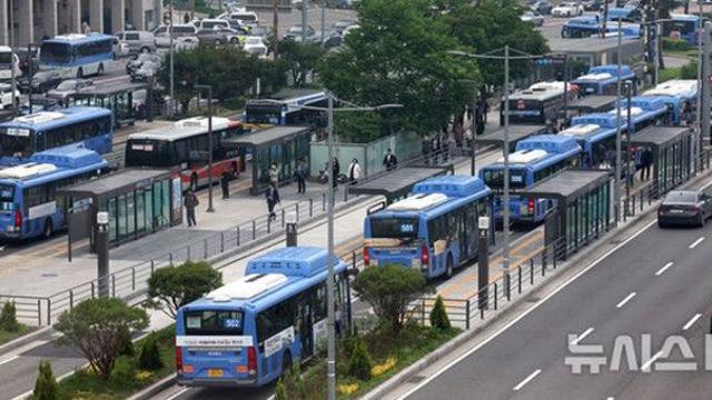 서울 시내버스, 수능 앞두고 멈추나…이르면 12일 파업 예고