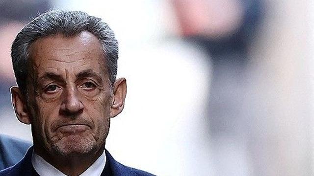 사르코지, 교도소 음식 못믿어 '극단적' 식단…