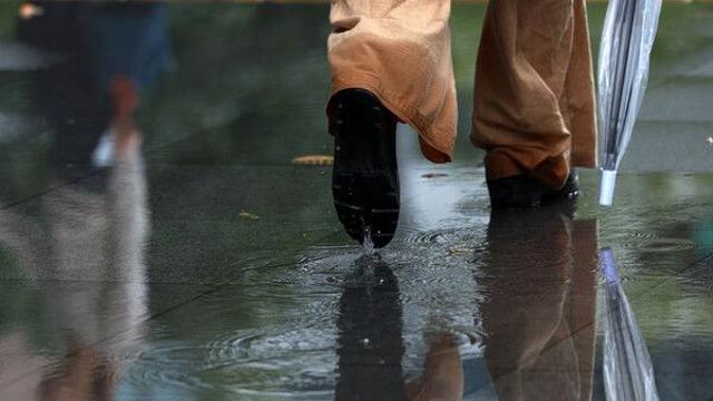 강원·경북부터 빗줄기 점차 확대…'최저 6도' 평년 기온 웃돌아[내일날씨]