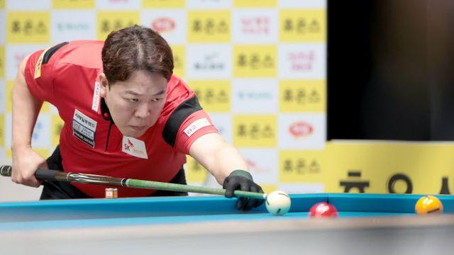 '헐크 부활하나' 강동궁, 박기호 완파하고 프로당구 PBA 32강행