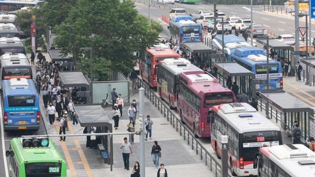 수능 D-1 인데… 서울시내버스, 오는 12일 전면 파업 예고
