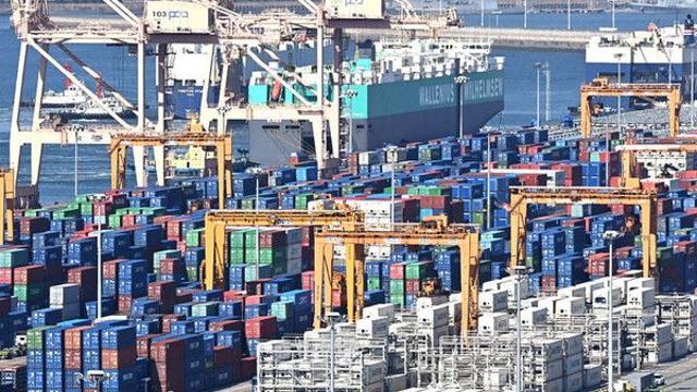 반도체 슈퍼 사이클 진입…韓 성장률 2% 가능할까