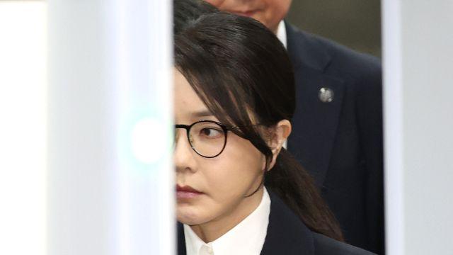 '어떤 남성과의 사적 메시지'? '김건희 측 