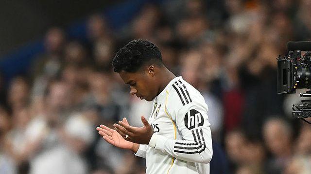 맨유, ‘차세대 펠레’ 평가받은 ‘갈락티코 유망주’ 영입 포기 선언→“완전 영입은 원하지 않아”