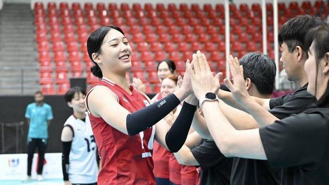 '손서연 34점' U-16 여자배구, 아시아선수권서 일본에 역전승… 대만과 결승서 격돌