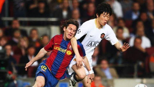 “바르셀로나 감독이 오라고 했는데” 박지성의 고백…“맨유 선택 잘했어”→왜? “메시가 있더라”